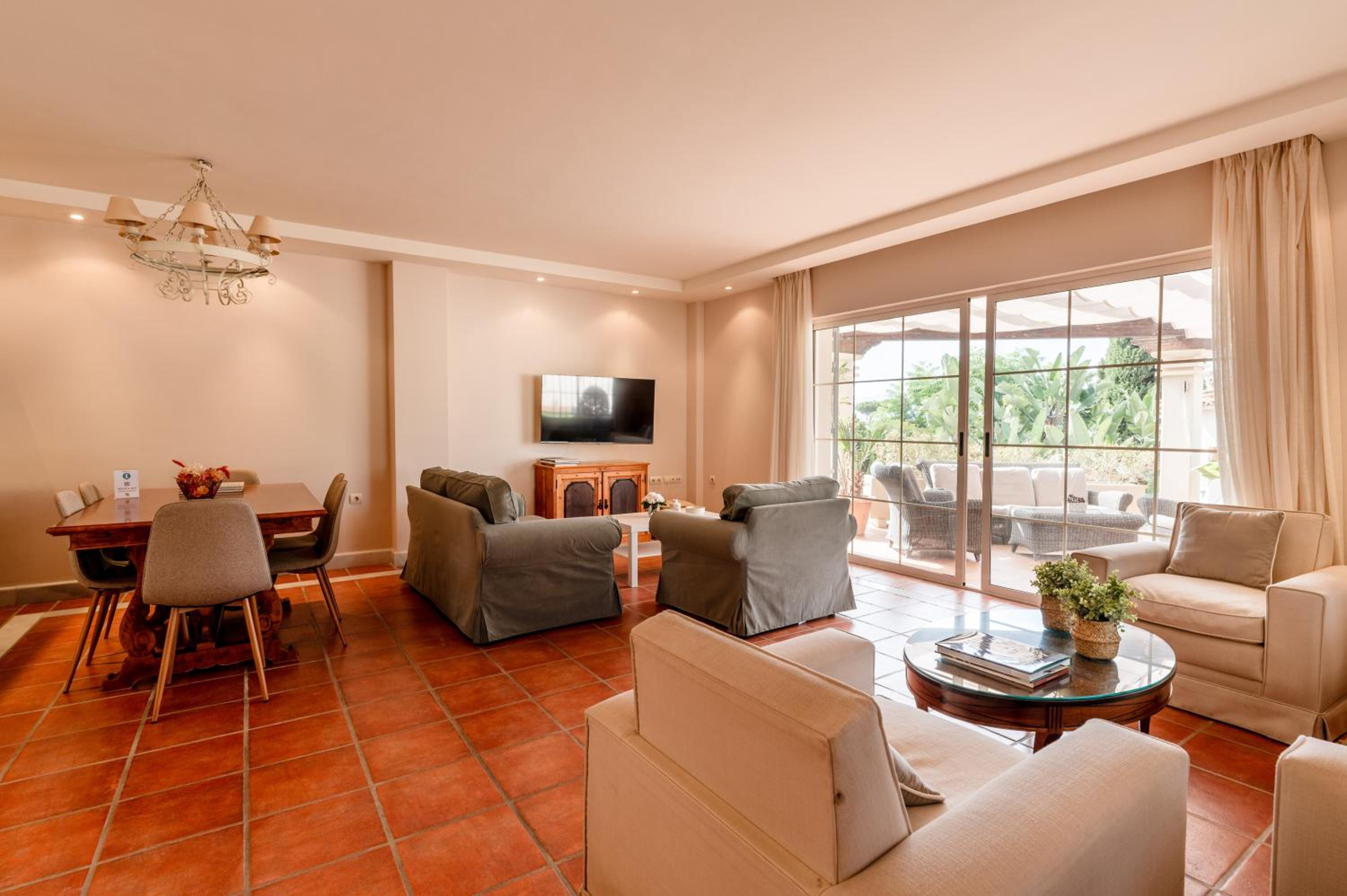 Villa Solara Luxe