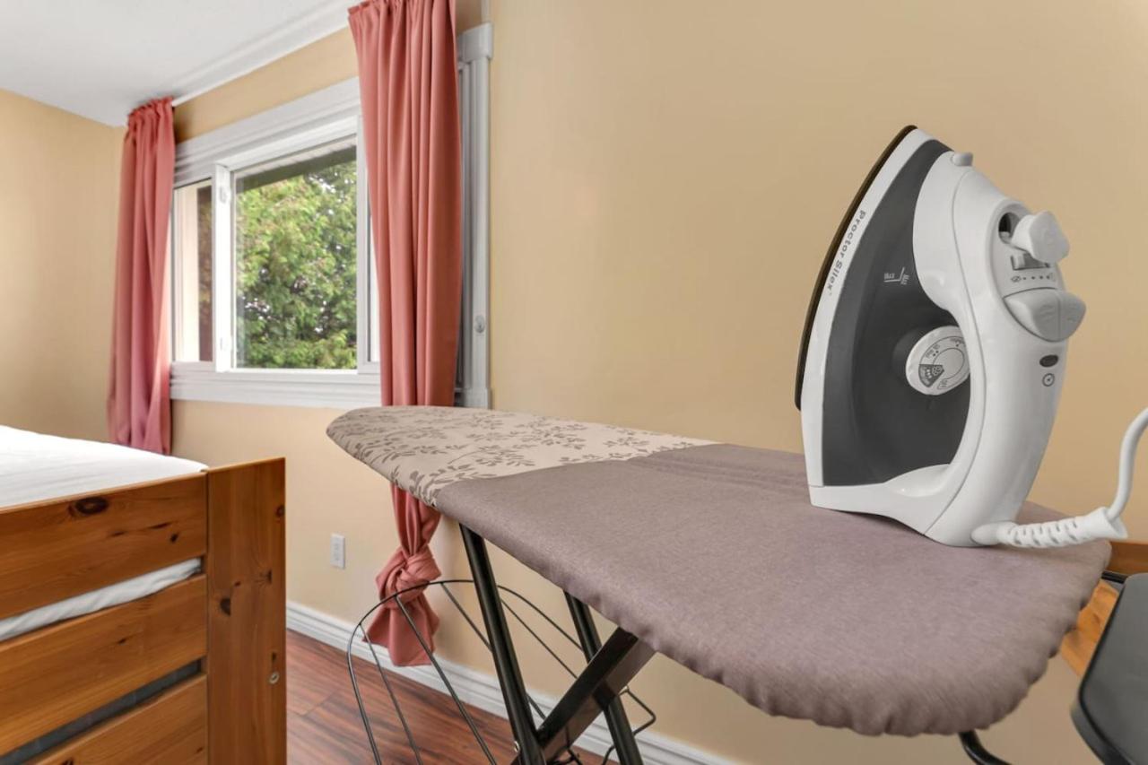 Grill and Chill 4BR Bayside Sunroom Oasis
