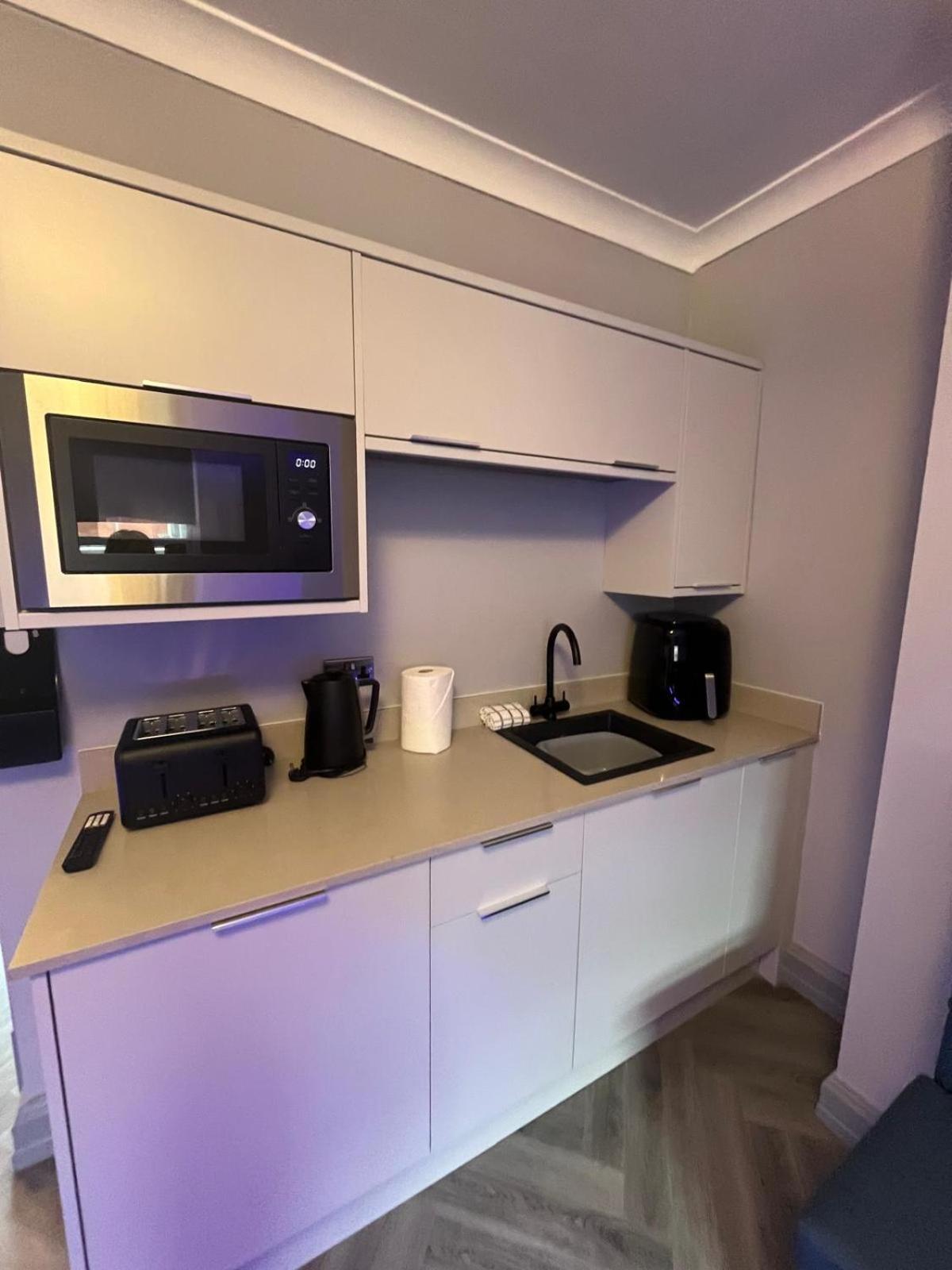101 Bold Street Apartments view 5