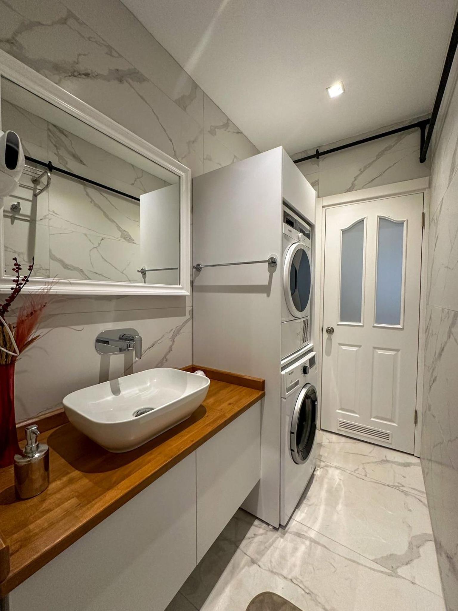 ŞAHİN PERA SUİT 1 stylish 2Br 3Ac apartment near Istiklal street