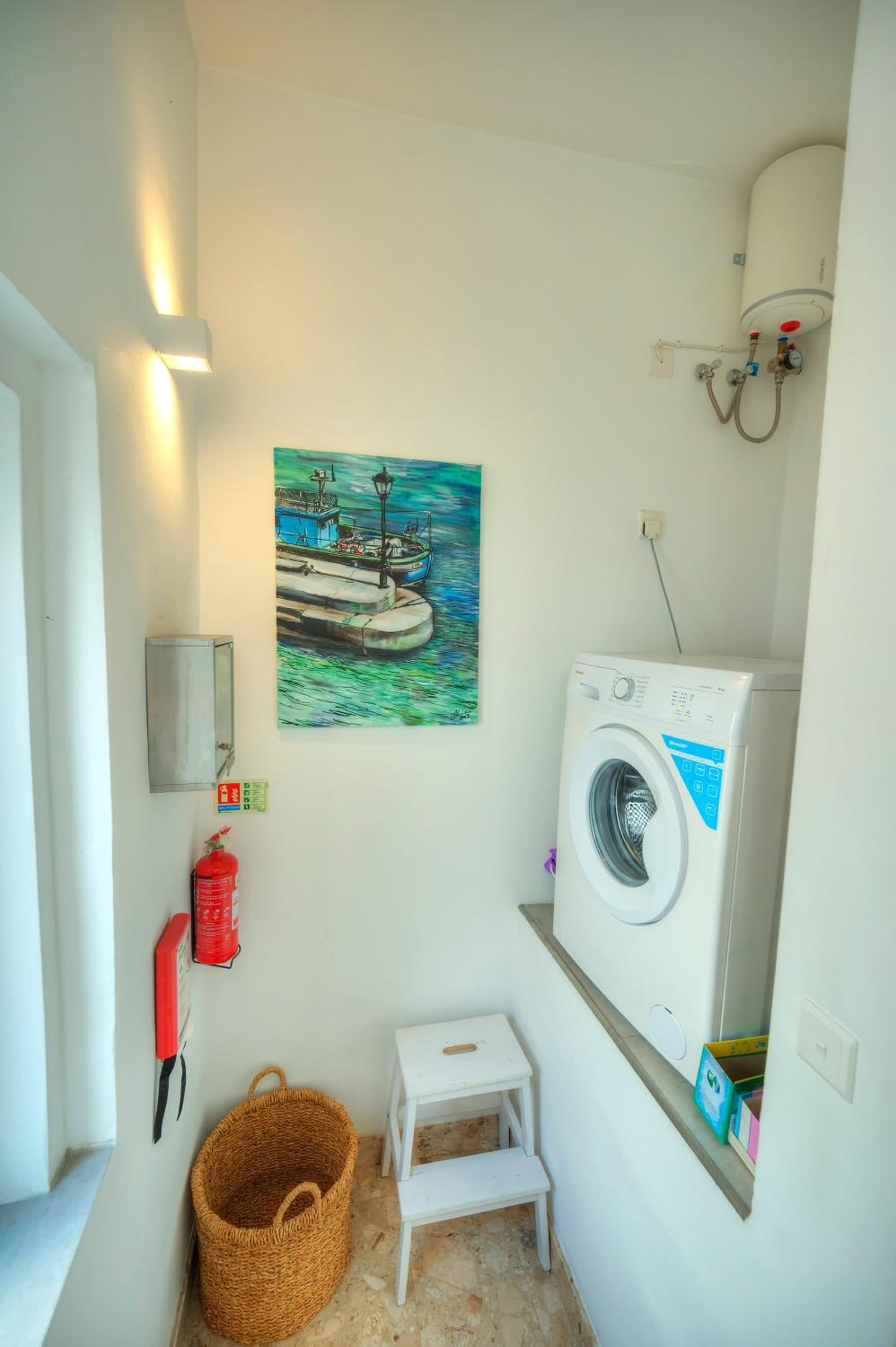 Photo 46