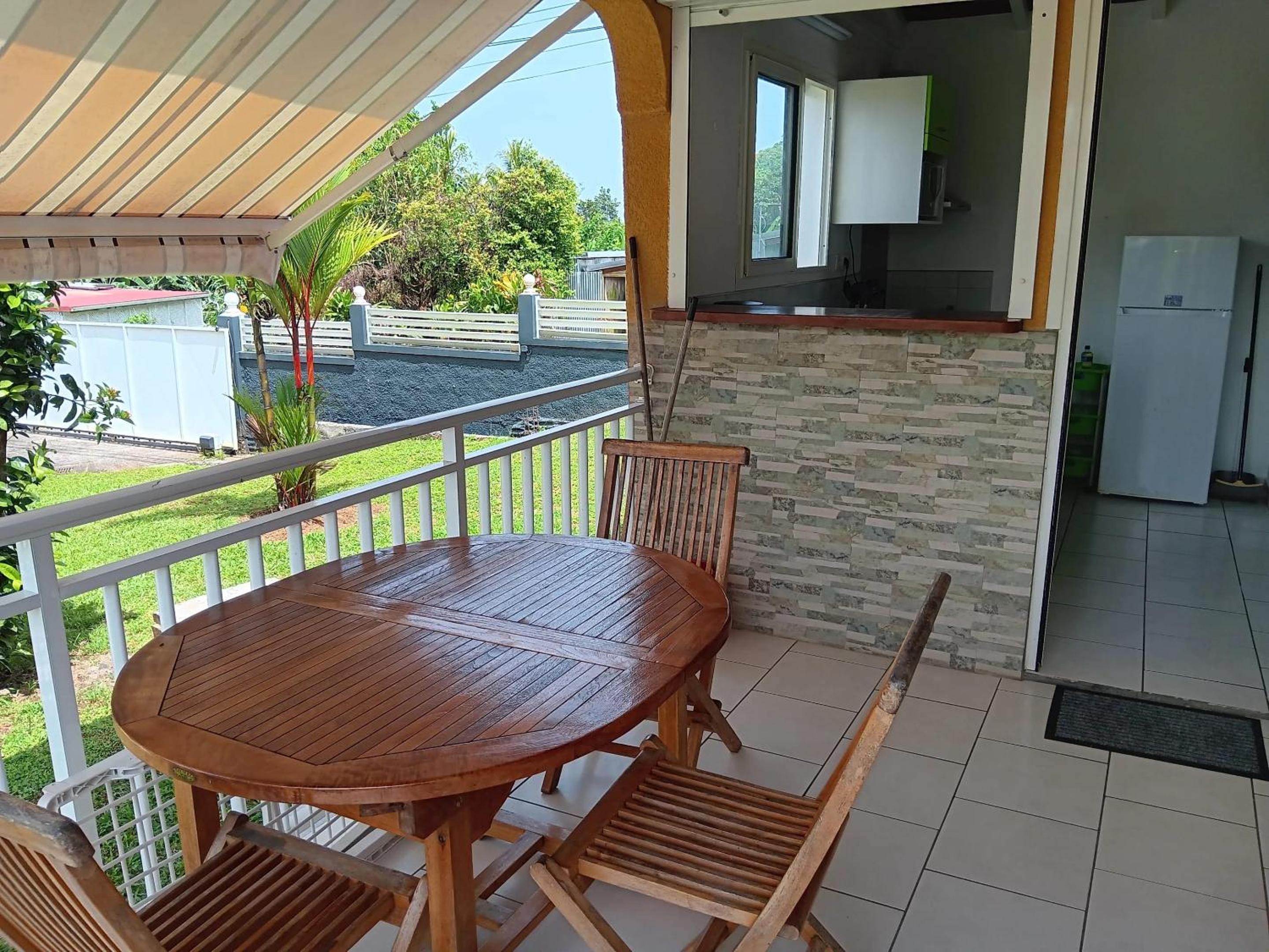 Bel appartement a Capesterre Belle Eau de 30m² avec piscine view 2