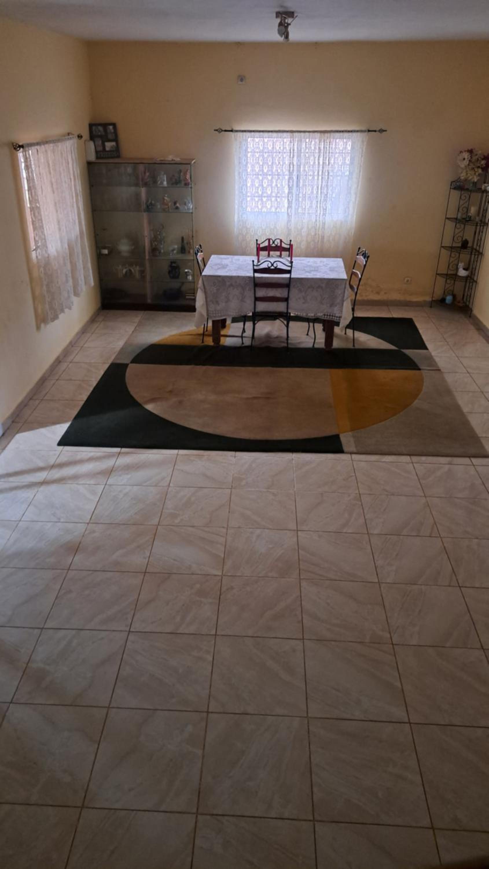 Casa Zauad low cost family house