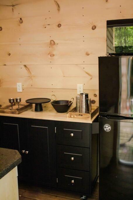 The Green Acres Cabin