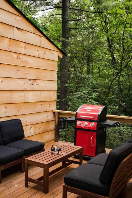 The Green Acres Cabin