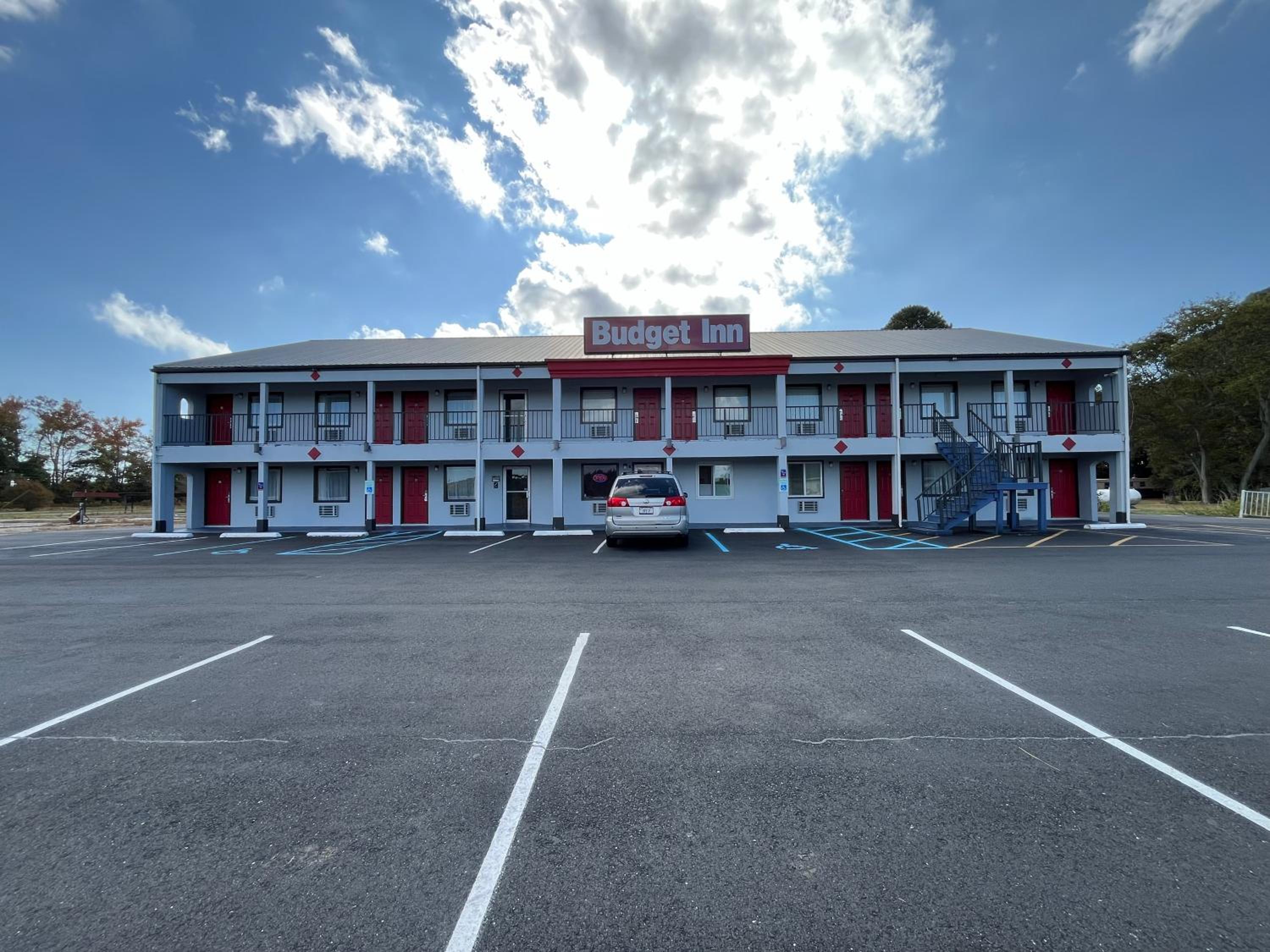 Budget Inn view 2
