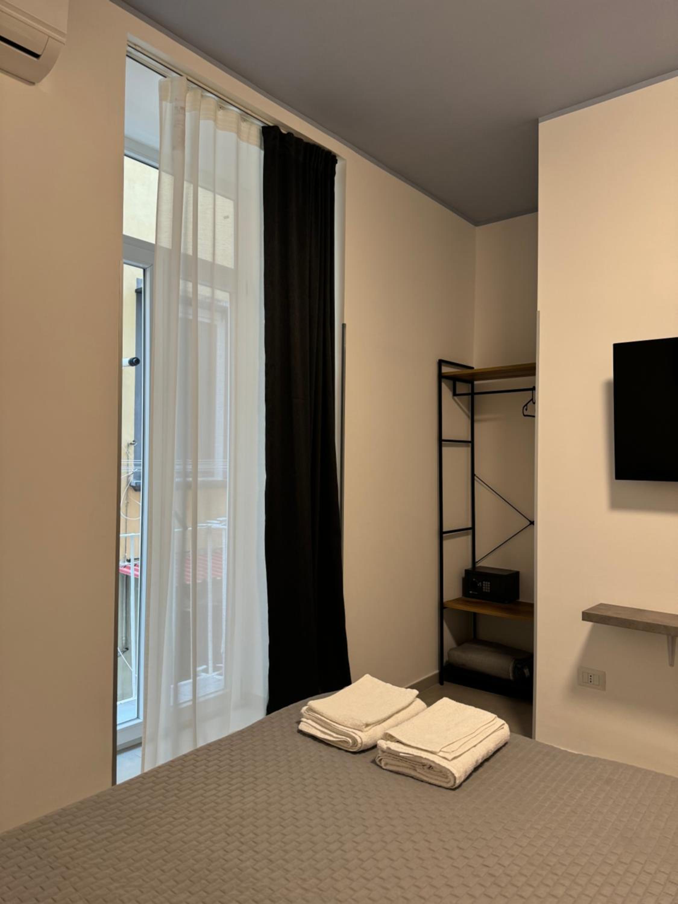 Sleep INN Toledo - SELF CHECK-IN