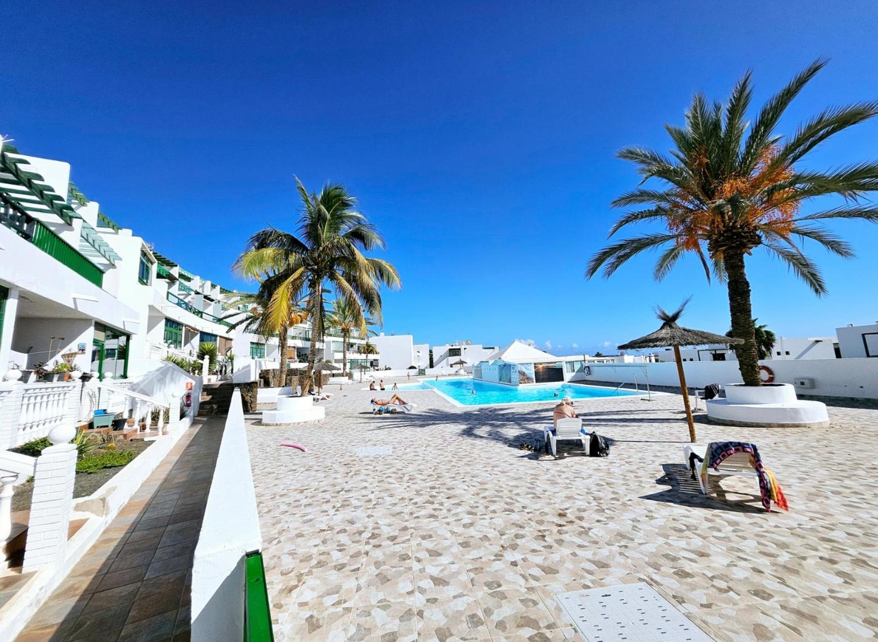 Azul Tuscán Playa y Piscina