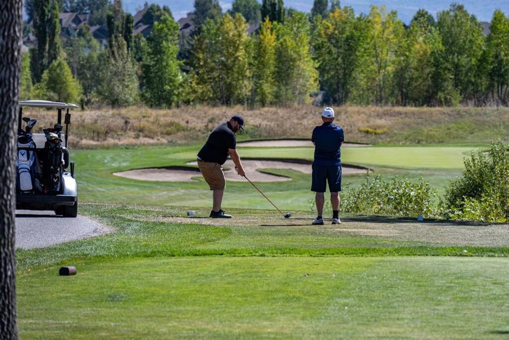 Golf & Ski Haven Pt C208 Ski Retreat Mtn Views view 3