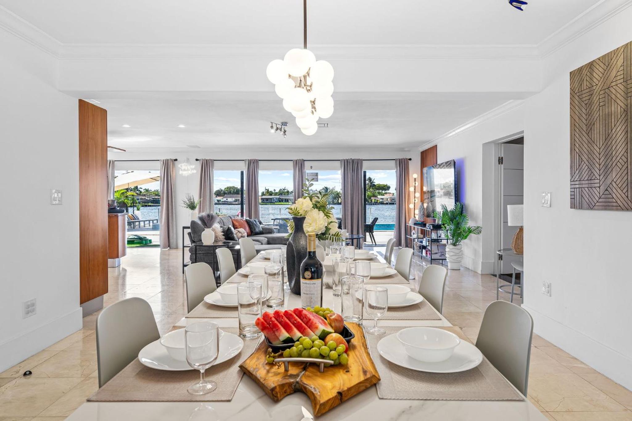 Miami Lakefront Paradise Heated Pool 5 Beds
