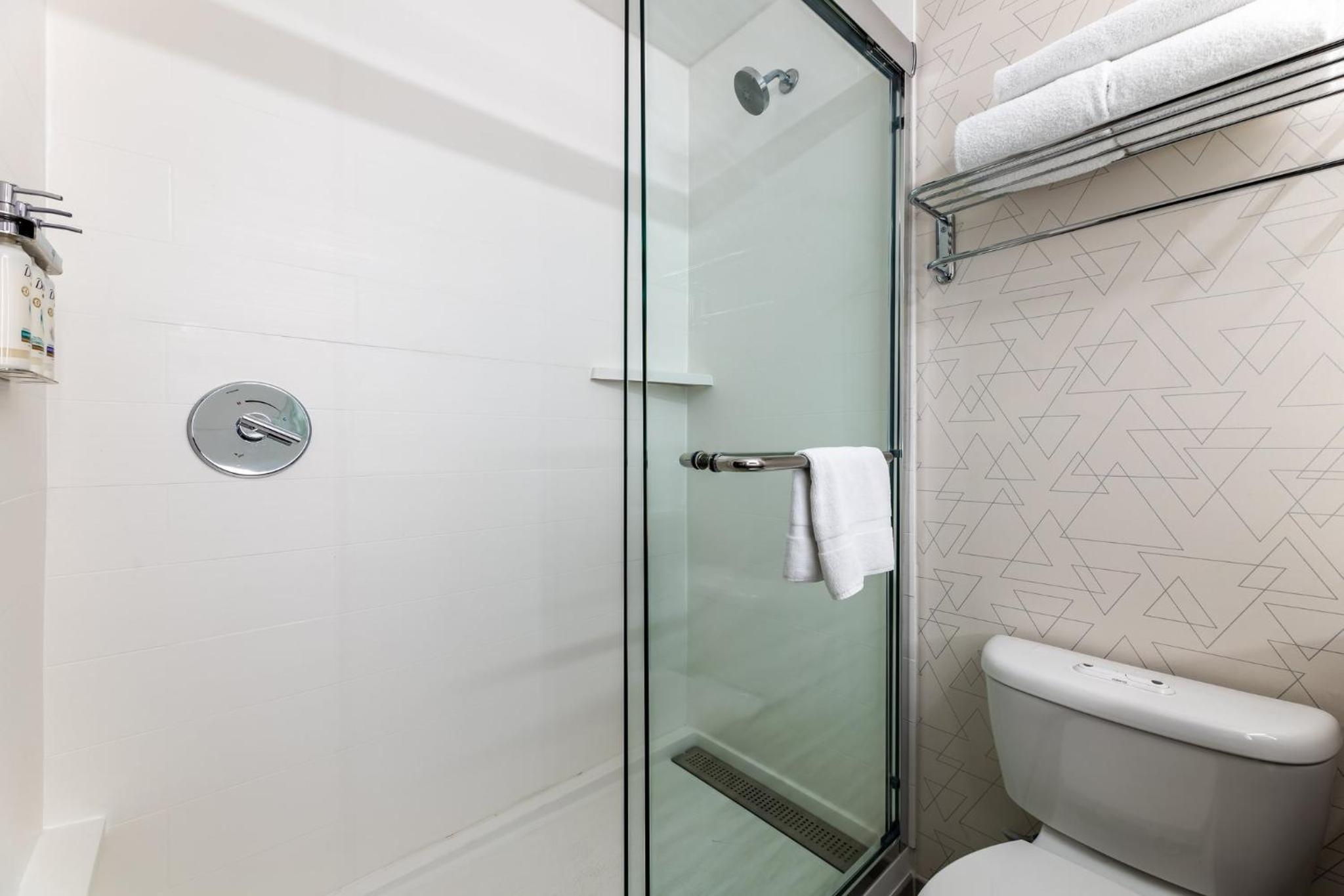Van Nuys Vacations - Holiday Inn Express Van Nuys, an IHG Hotel - Property Image 18