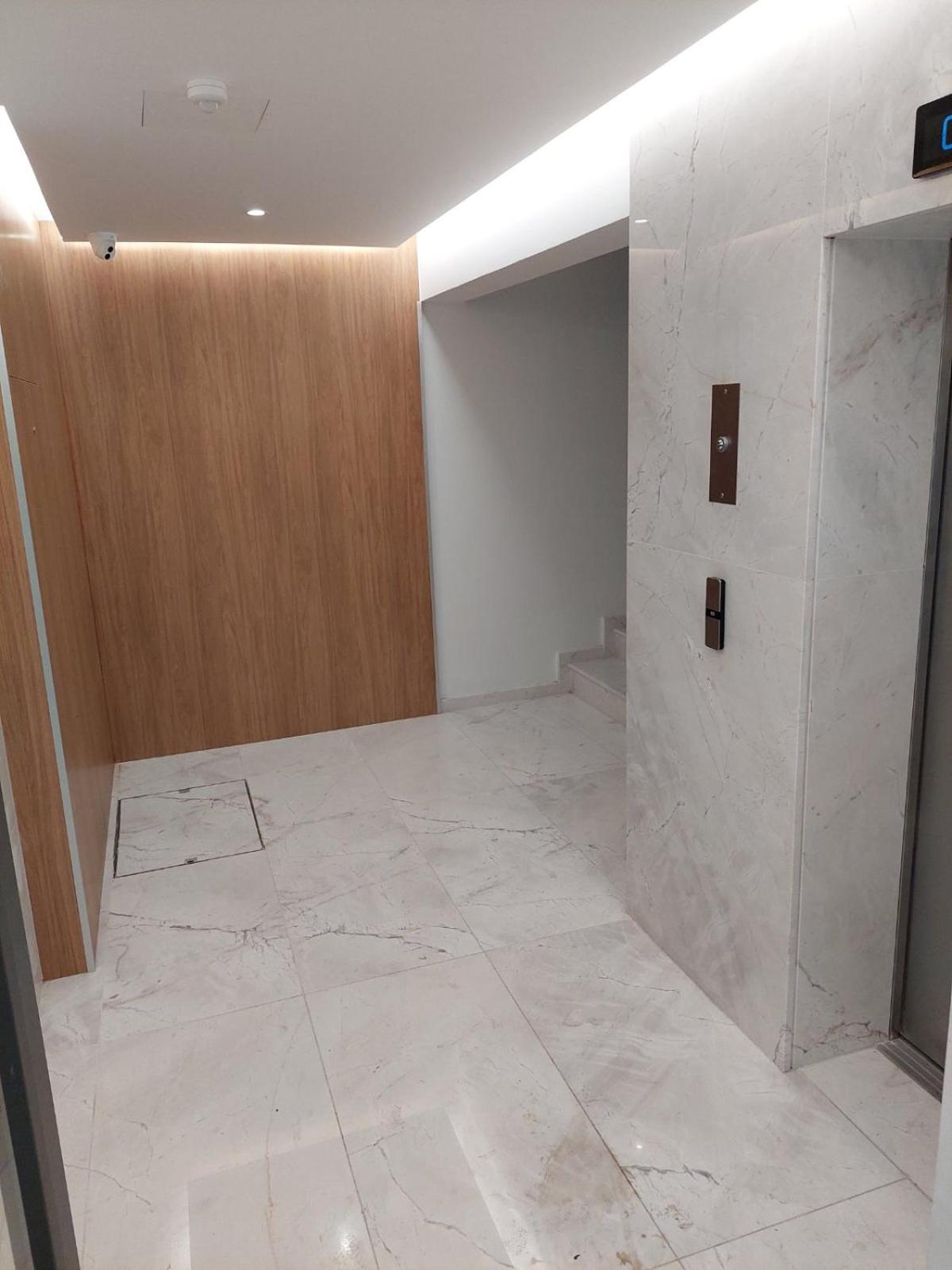 Seafront City Center Studio