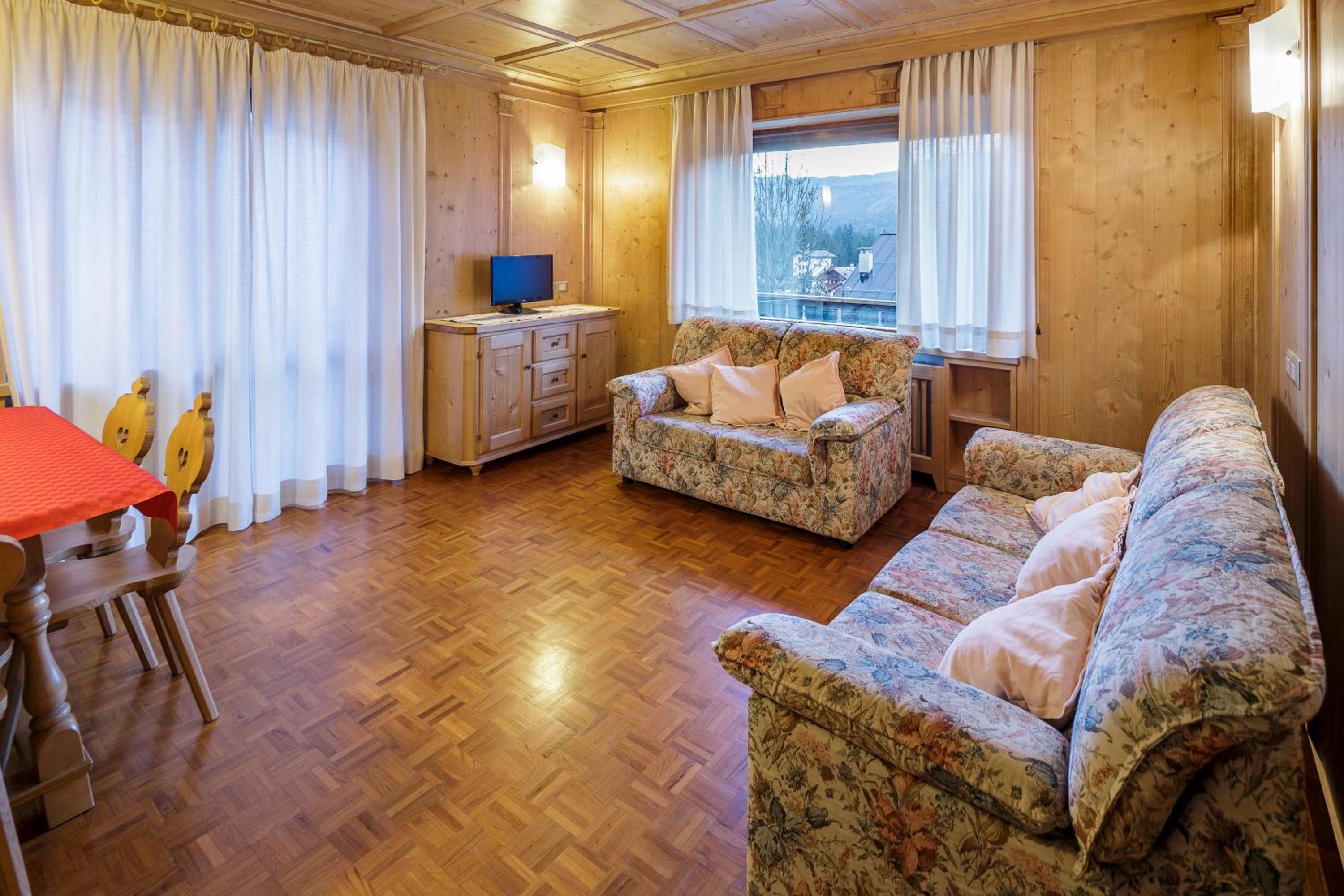 Villa Chiappuzza - Stayincortina photo 1