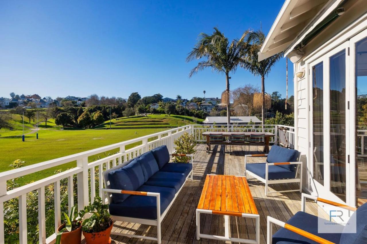 Magnificent Parkside Retreat