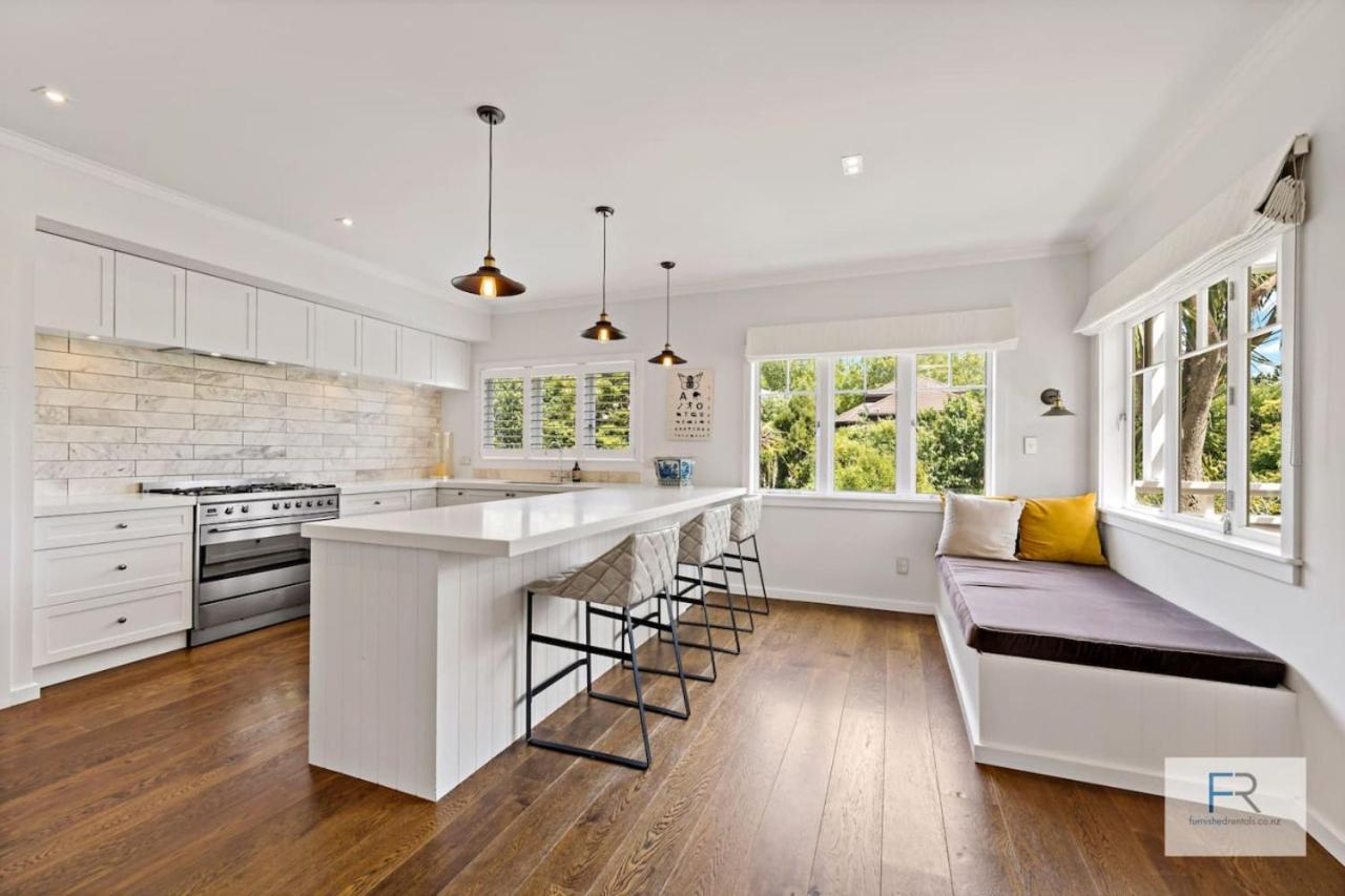 Luxurious Remuera Home view 2