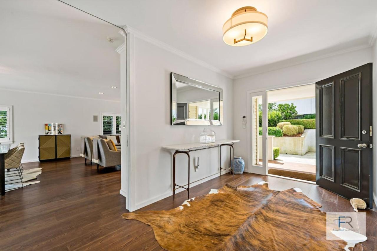 Luxurious Remuera Home view 4