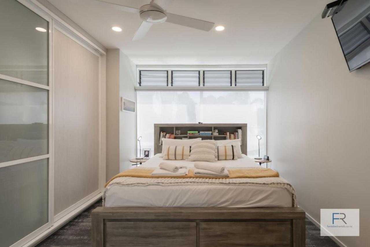 Waterfront Townhouse Retreat