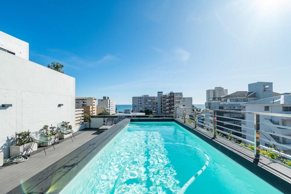 Cosy Couples Retreat Studio Apartment! view 2