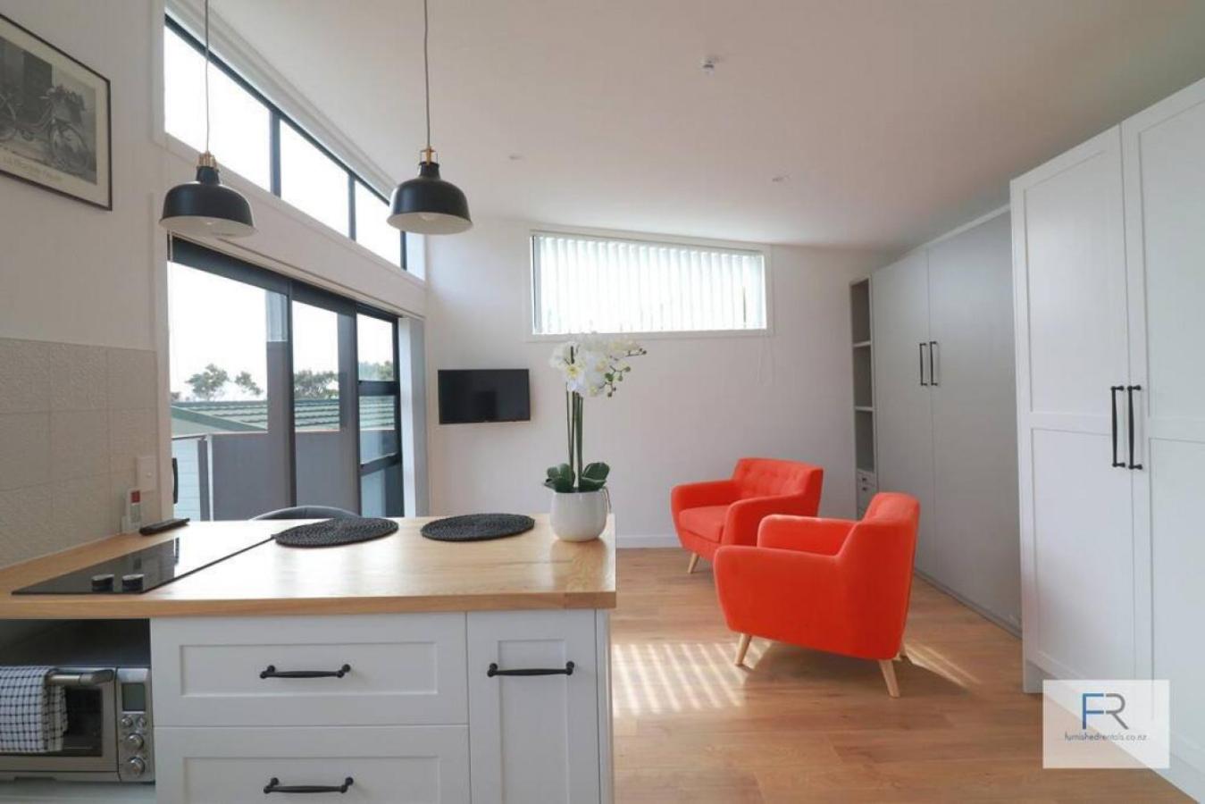 Cosy Tiny Home with Ocean Views view 3
