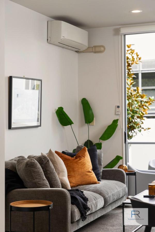 Executive Townhouse Auckland by Furnished Rentals