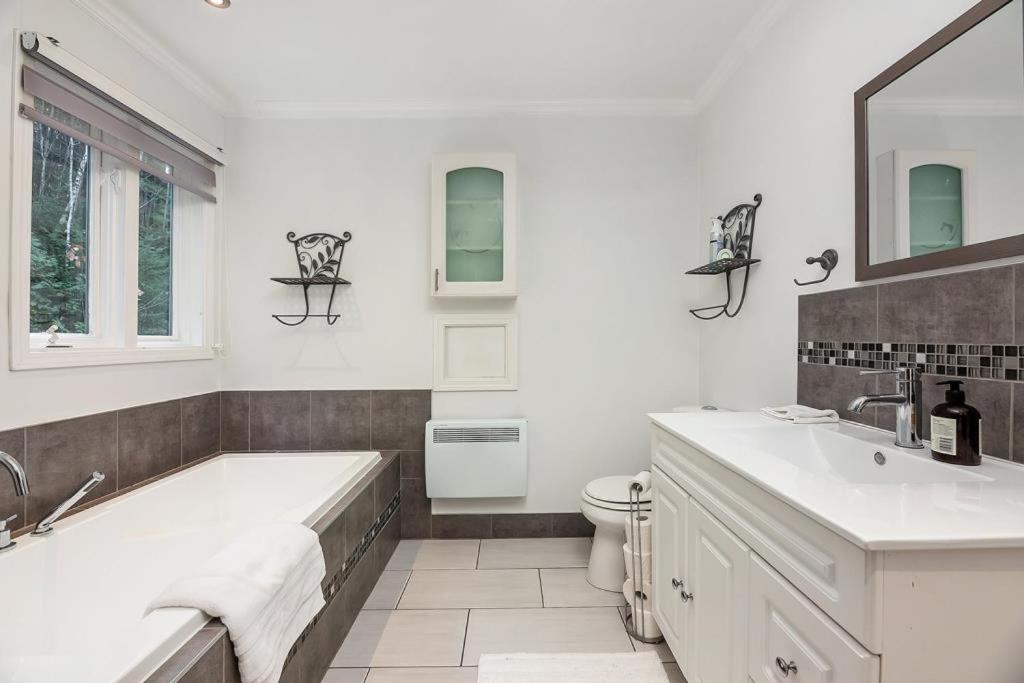 Chalet Montcalm in Chertsey