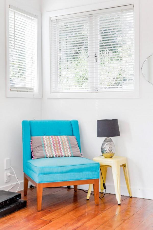Bright Beachside Cottage view 3