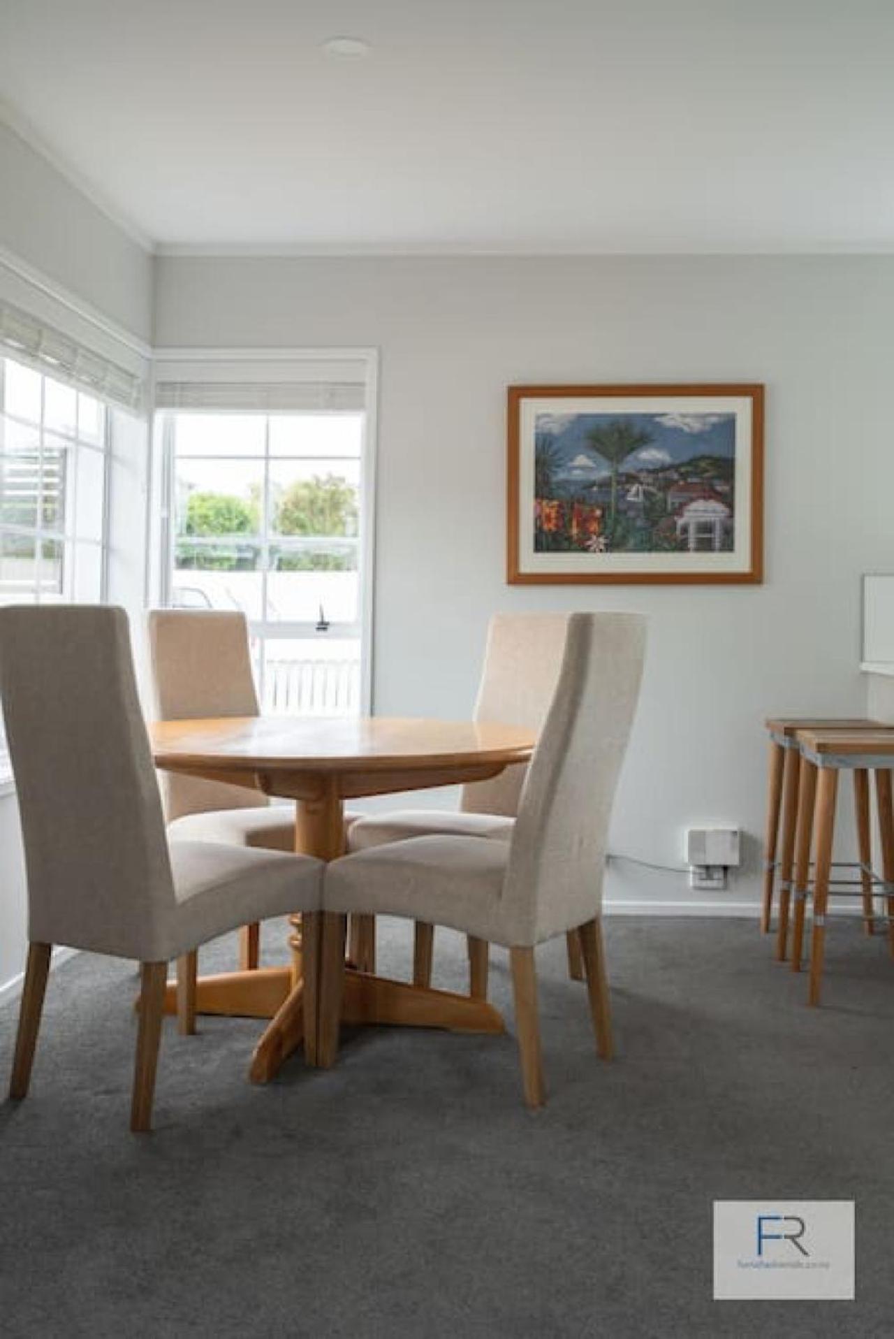Cosy Bayswater House
