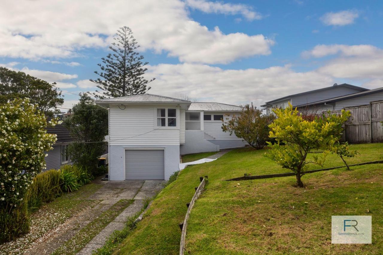 Cosy retreat in Rothesay Bay view 5