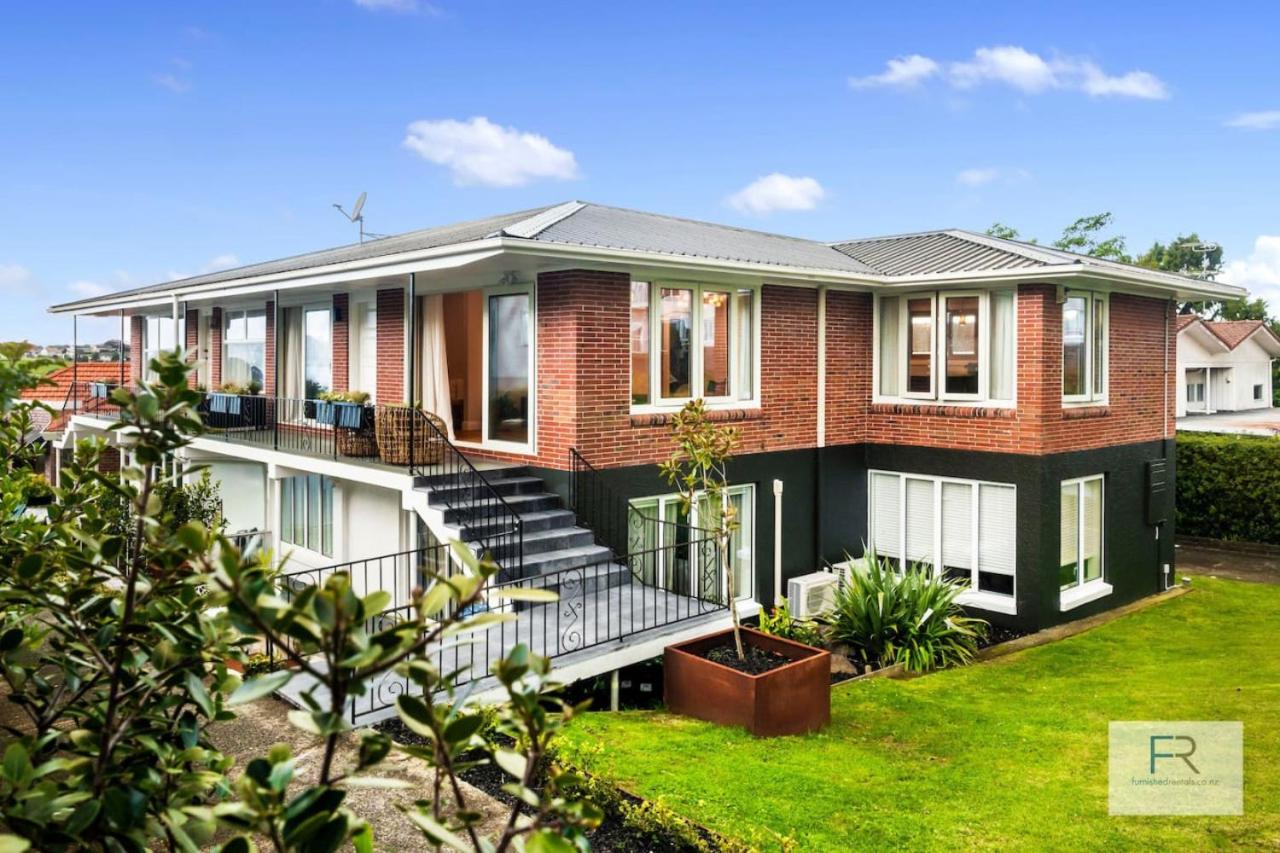 Executive Home on Paritai view 2