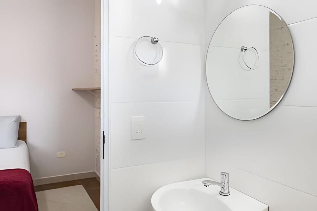 CASA PARIS · piscina aquecida, em condomínio, 4 suítes maravilhosa