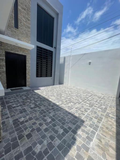 Casa hermosa con piscina