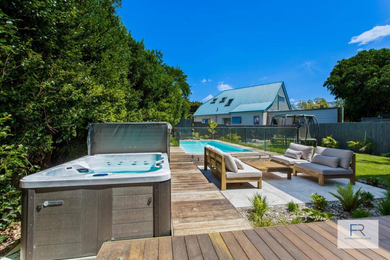 Executive Home with Spa and Pool