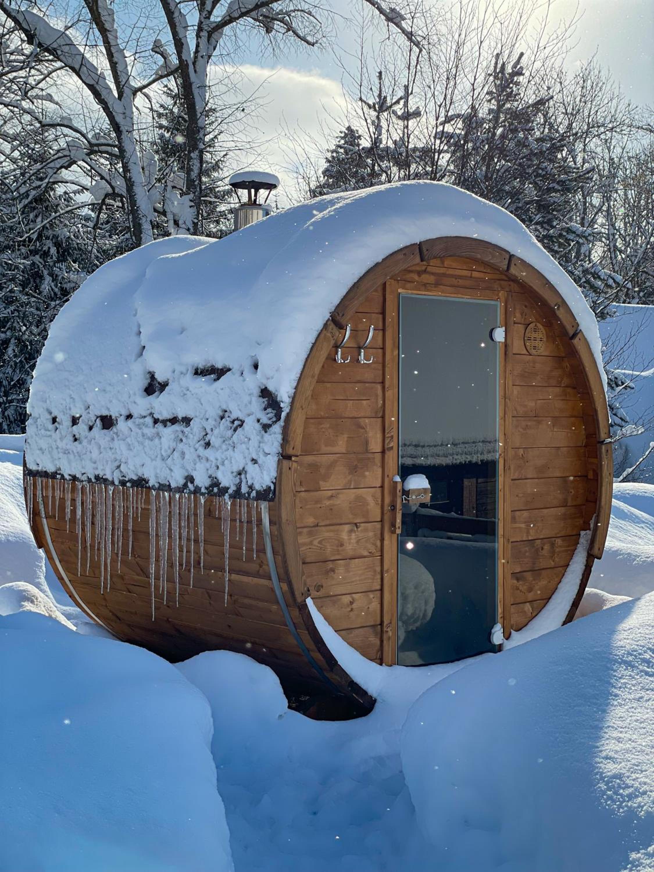 Traditional deer Cabin with Sauna - Chata Srňacie view 4