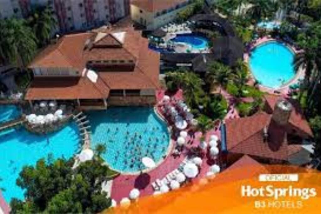Apartamento Hotsprings Caldas Novas