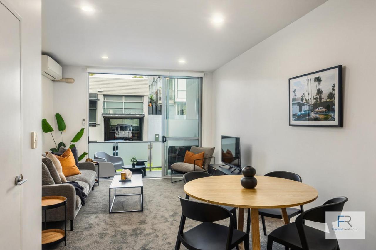Executive Townhouse Auckland by Furnished Rentals