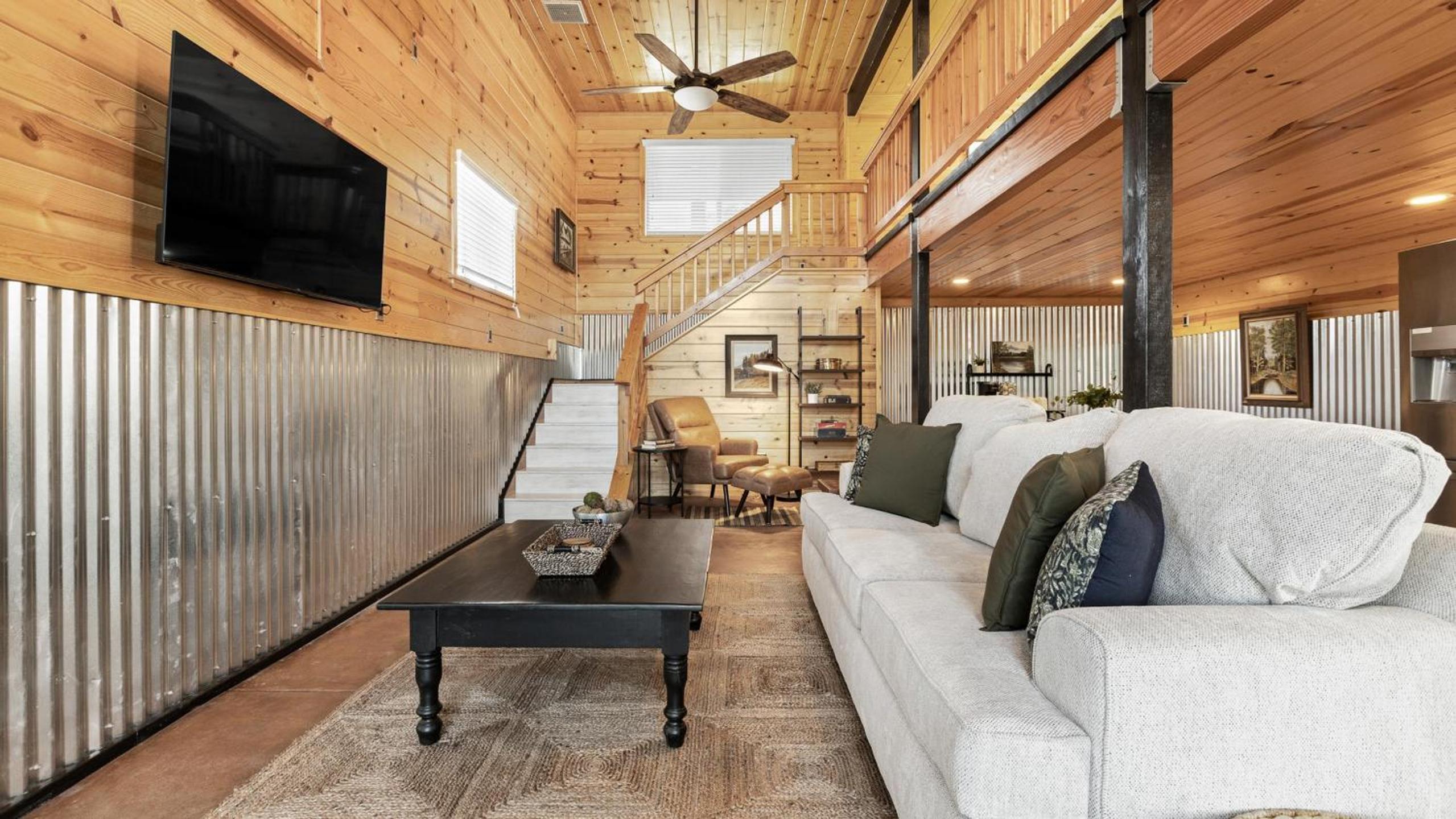 The Pine Loft | Yosemite view 2