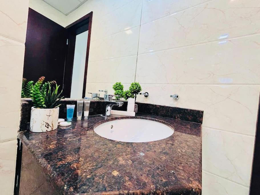 Aspire Tower -One Bedroom Serene Loft