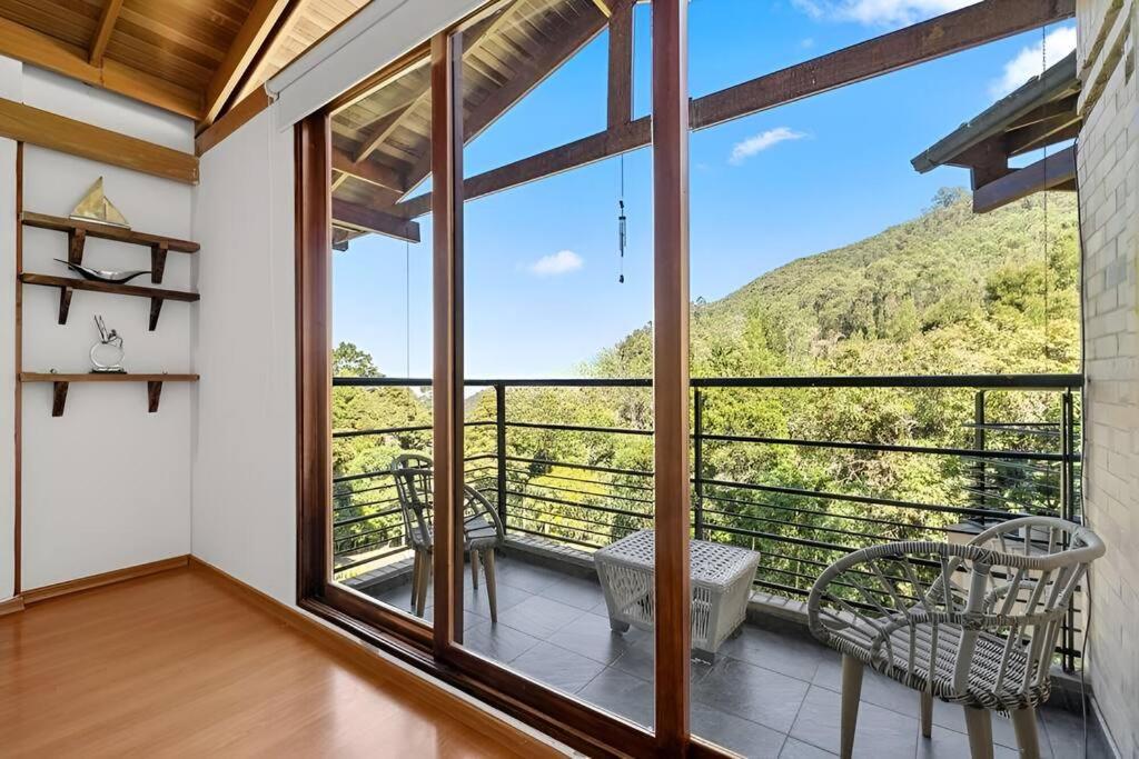 Spectacular house inside the Colombian Mountains