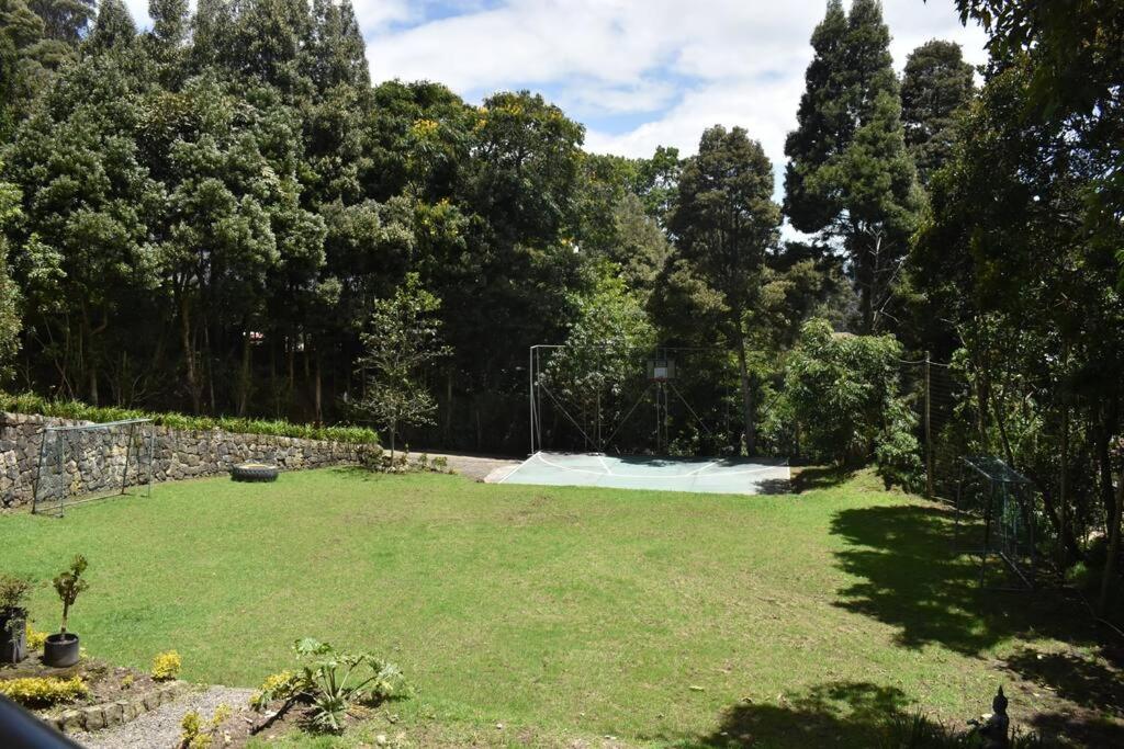 Spectacular house inside the Colombian Mountains