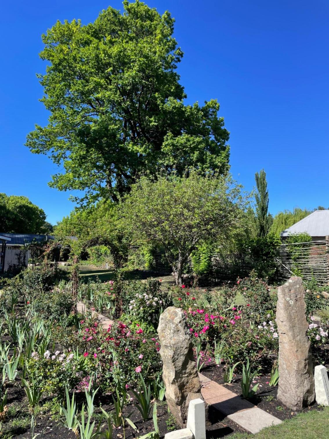 Periwinkle, Grove ,Acorn & Sage Cottages