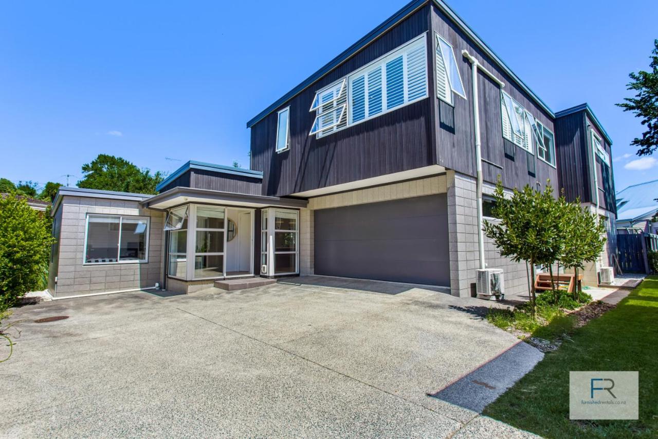 Executive Home with Spa and Pool