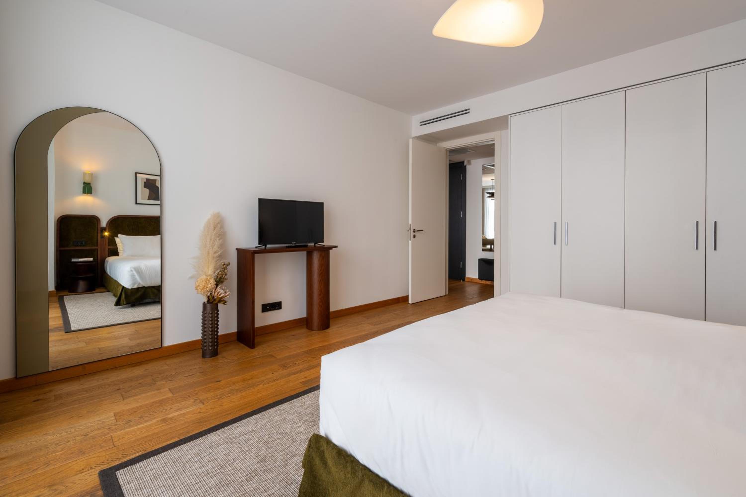 Ando Living - Taksim Gumussuyu Konukevi - Image 80