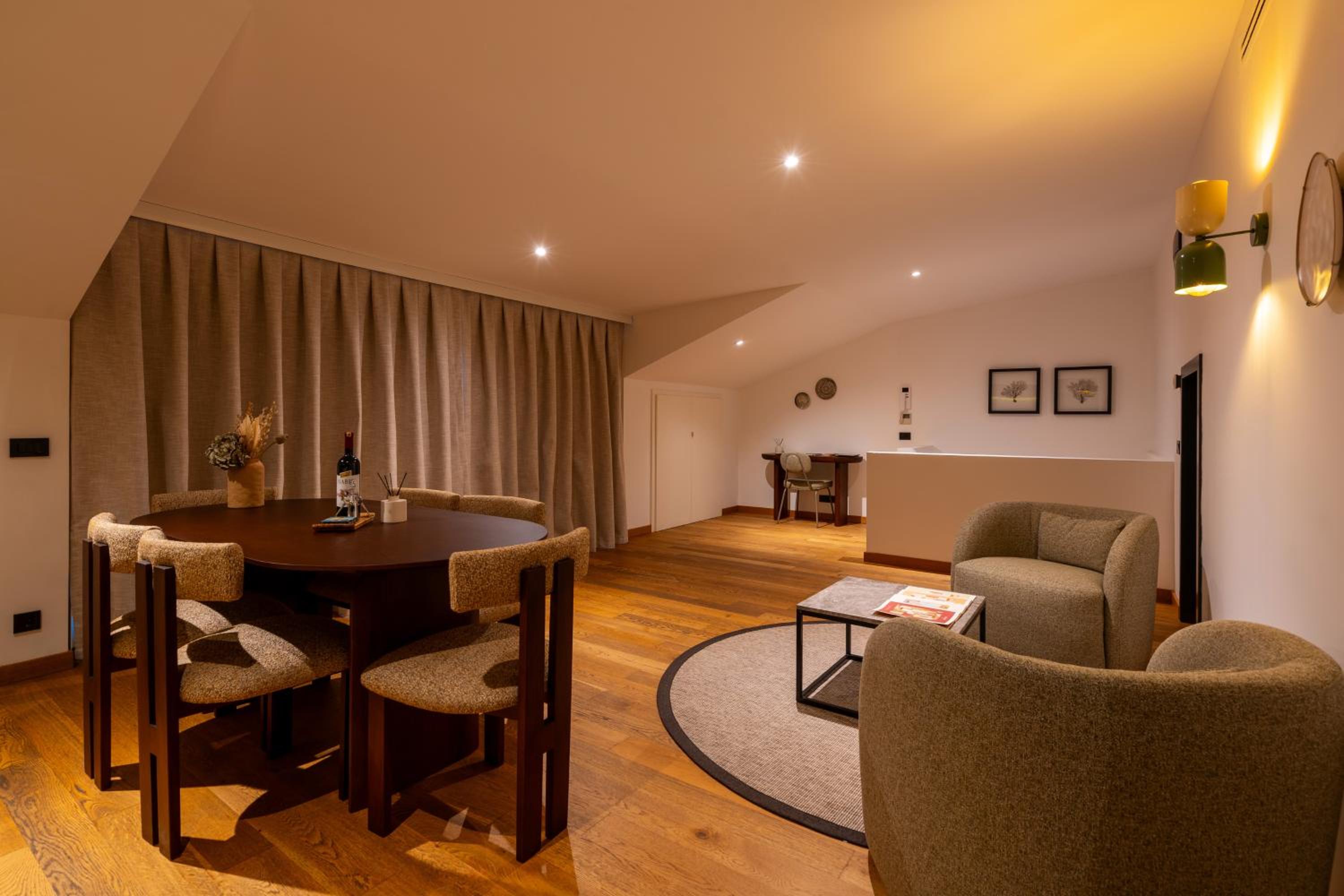 Ando Living - Taksim Gumussuyu Konukevi - Image 60