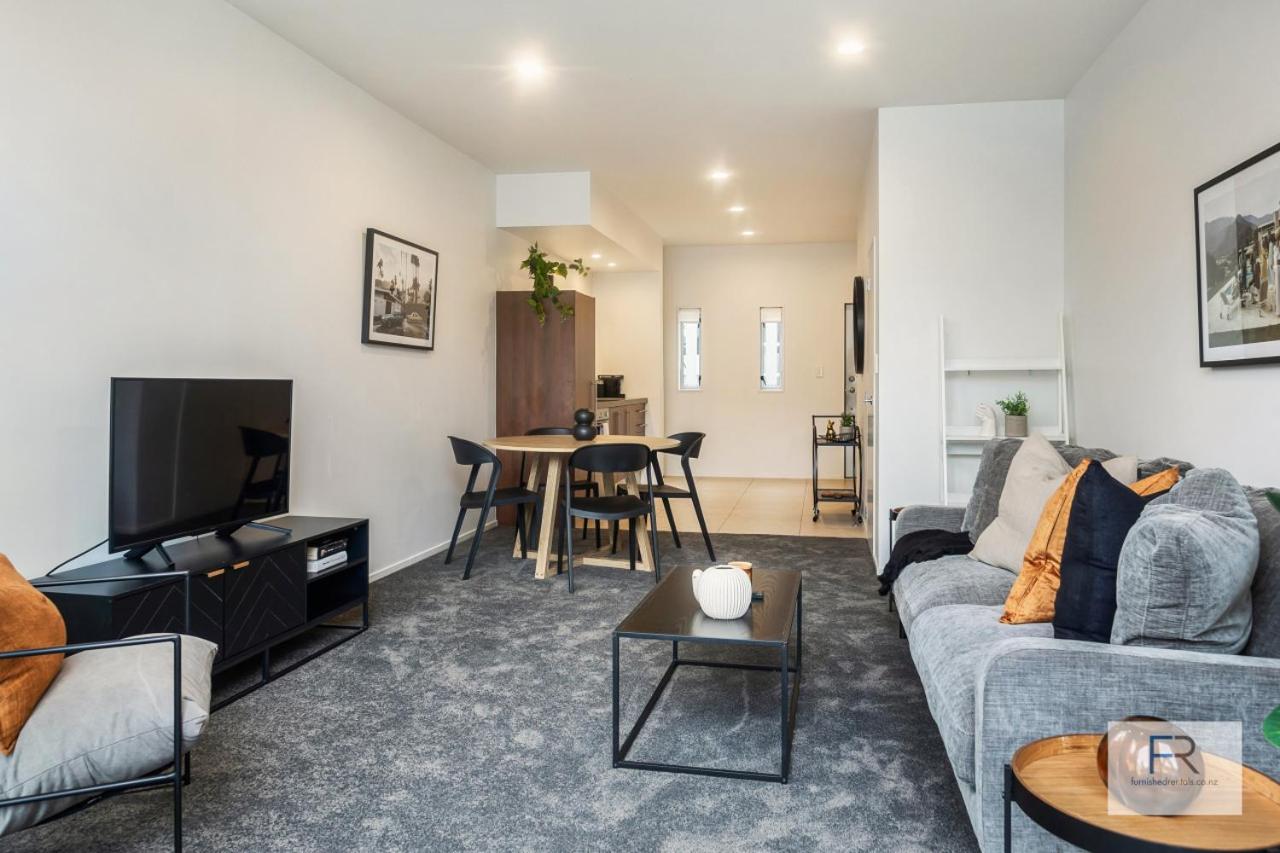 Executive Townhouse Auckland by Furnished Rentals