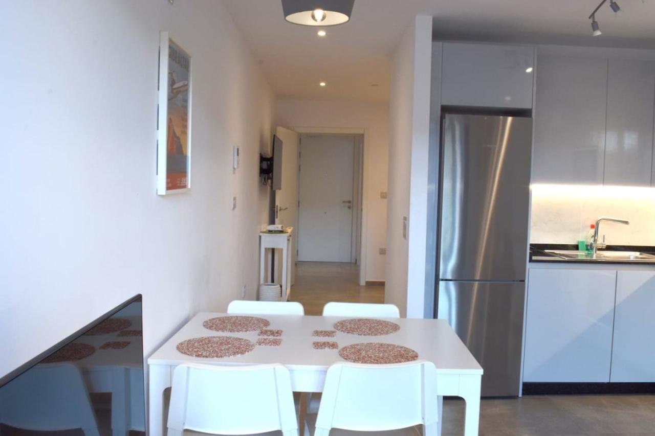 Large Luxury Studio by the Beach