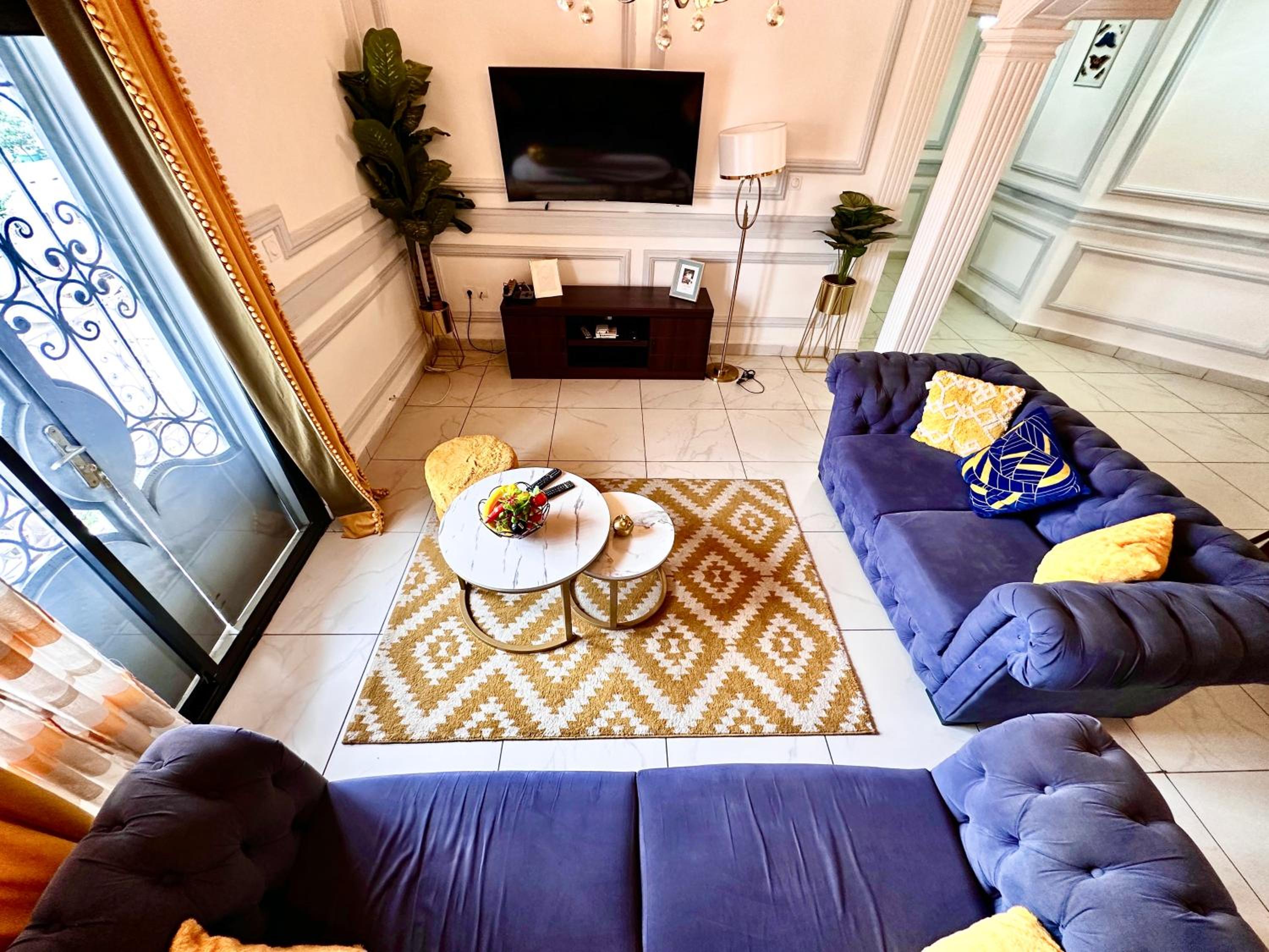 Appartement 2 chambres salon balcon canal sat wifi parking gardien 24 sur 24