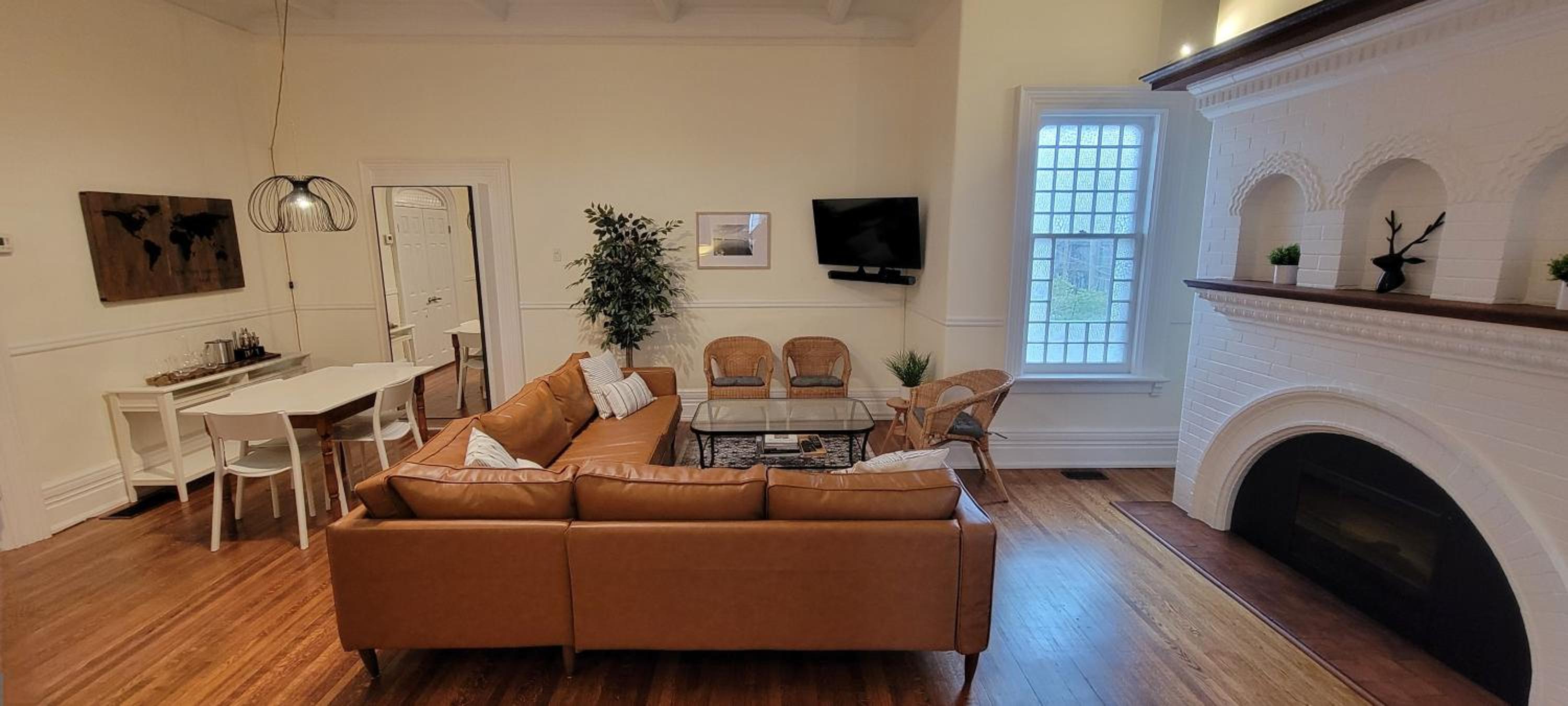 The Ballroom - Property Image 6