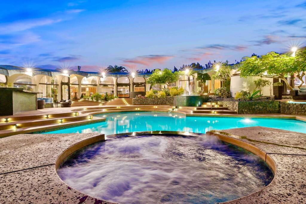 San Jose Vacations - La Jolla Estate Celebrity Mansion - Property Image 1
