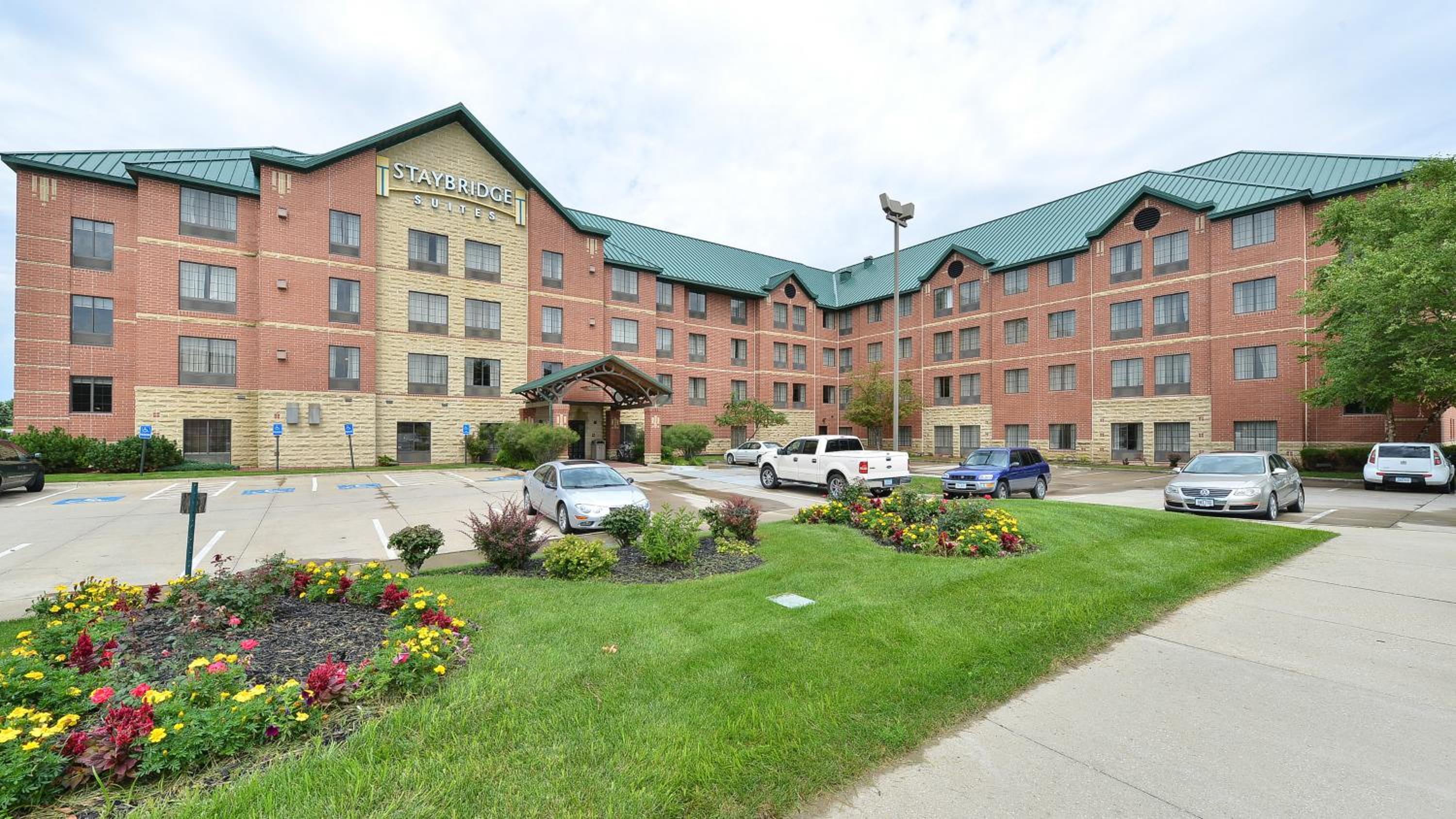 Des Moines Vacations - Staybridge Suites West Des Moines, an IHG Hotel - Property Image 1