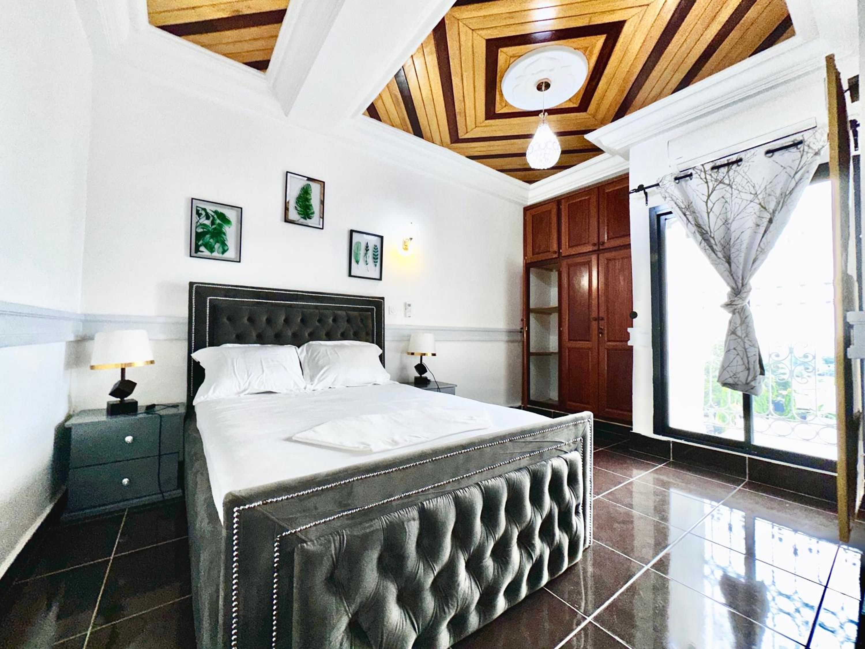 Appartement 2 chambres salon balcon canal sat wifi parking gardien 24 sur 24